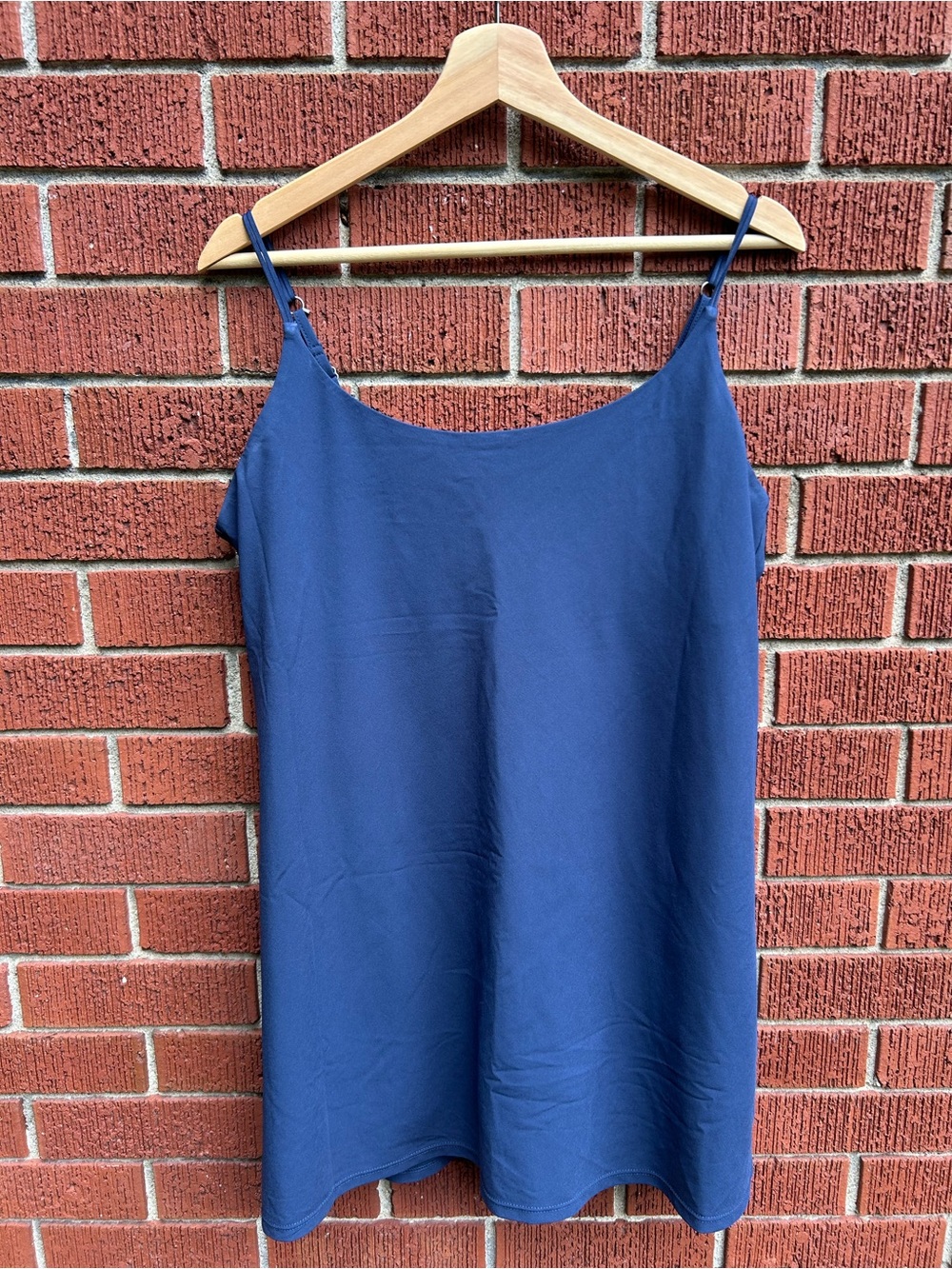 Abercrombie & Fitch Adjustable Strap Swing Cami Top – Women’s Large Petite (LP)